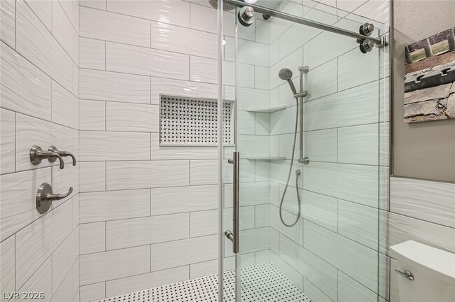 Building Photo - 7074 Pinebrook Ct