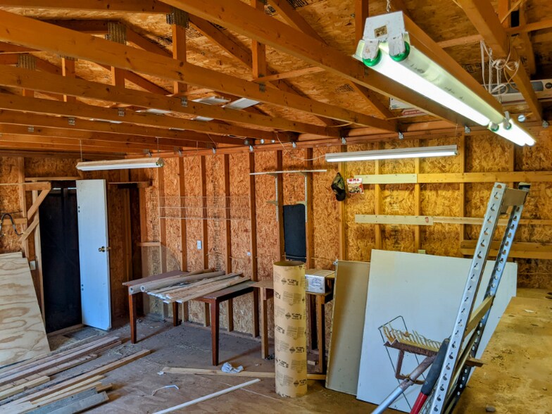 Building Photo - 10438 E Bella Ln