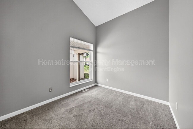 Building Photo - 2455 Buttonwood Ct