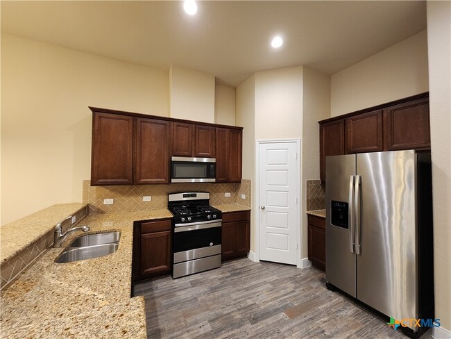 Building Photo - 1241 FM-306 E