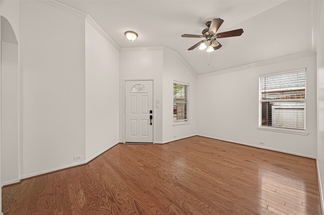 Building Photo - 2704 Hewn Rock Way