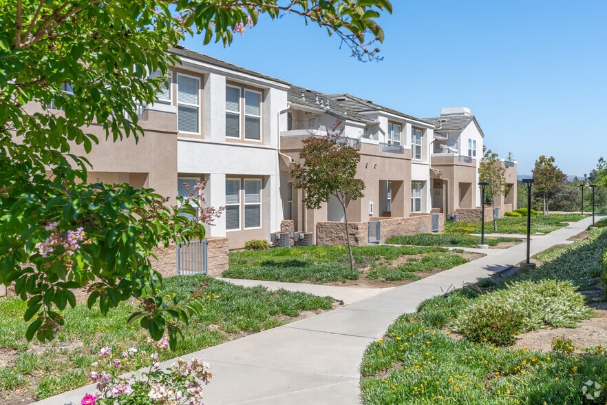 Temecula Ridge Apartment Homes - Temecula Ridge