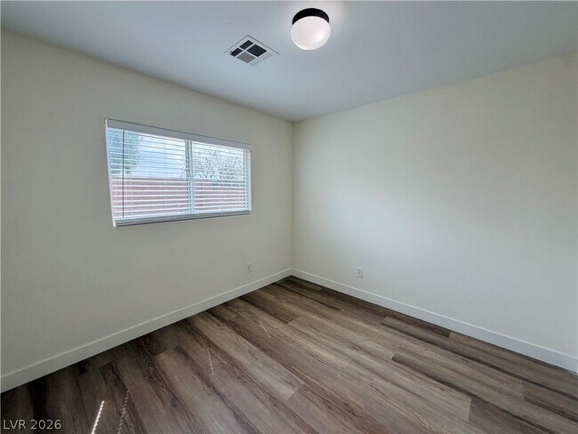 Building Photo - 8688 Mesquite Hills St