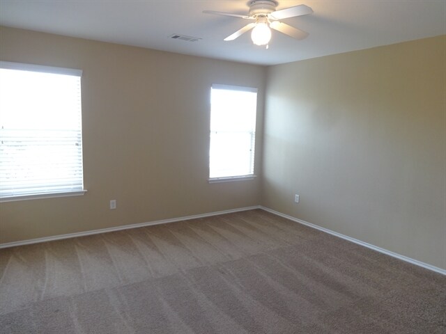 Building Photo - 10405 Hideaway Trl