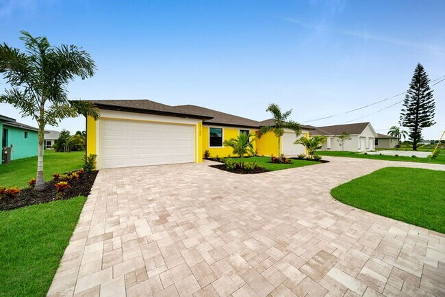 Building Photo - 2102 Andalusia Blvd