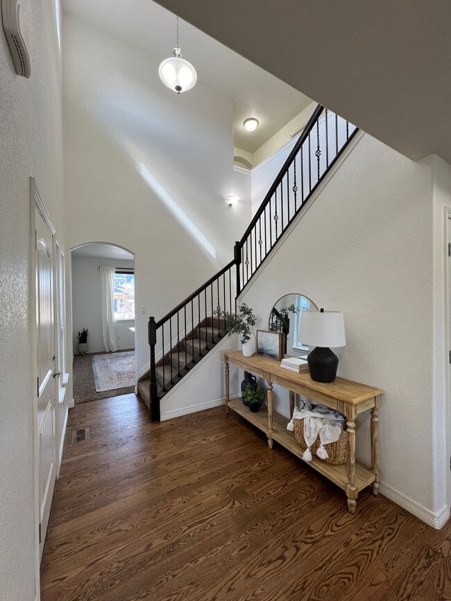 Building Photo - Beautiful 4 Bedroom Home in Meridian Ranch
