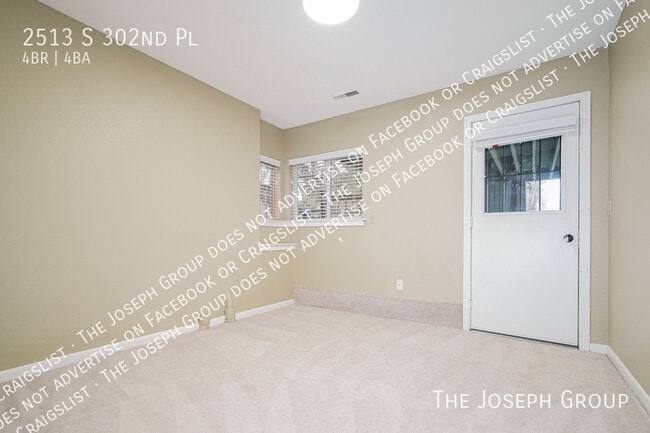 Building Photo - 2513 S 302nd Pl