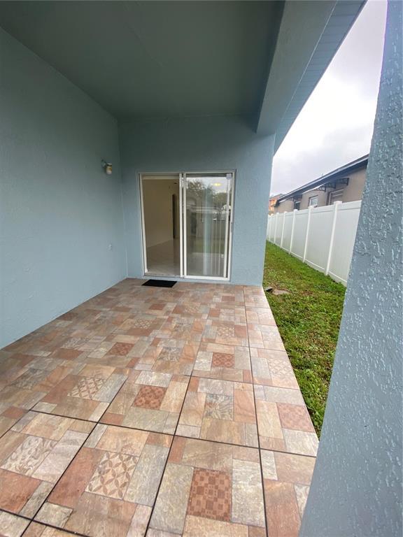 Building Photo - 1626 Prowmore Dr