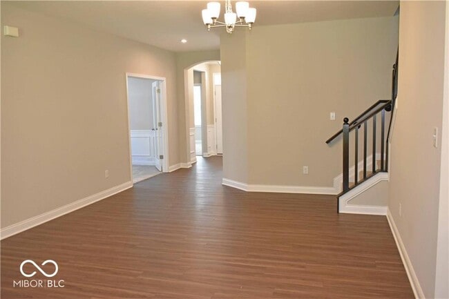 Building Photo - 3858 Elkhorn Wy