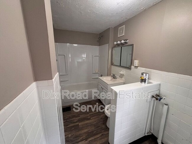 Building Photo - 67 S McGee St
