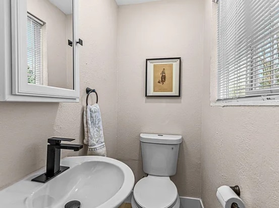 Building Photo - 2725 Randolph St