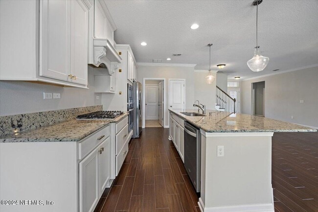 Building Photo - 9802 Kevin Rd