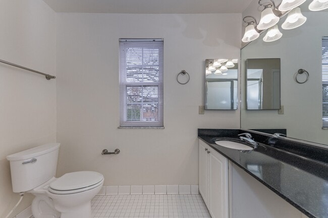 Floorplan - Indian Creek Apartments and Townhomes