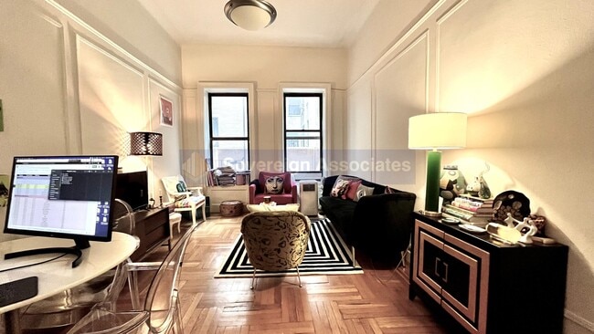 Building Photo - 664 W 163rd St
