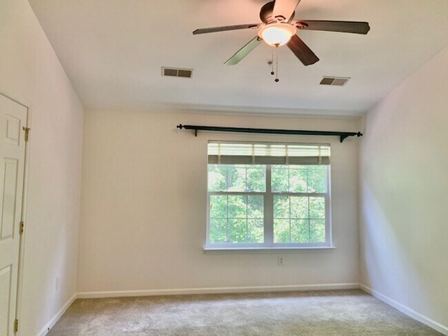 Building Photo - 18122 Truffle Ln