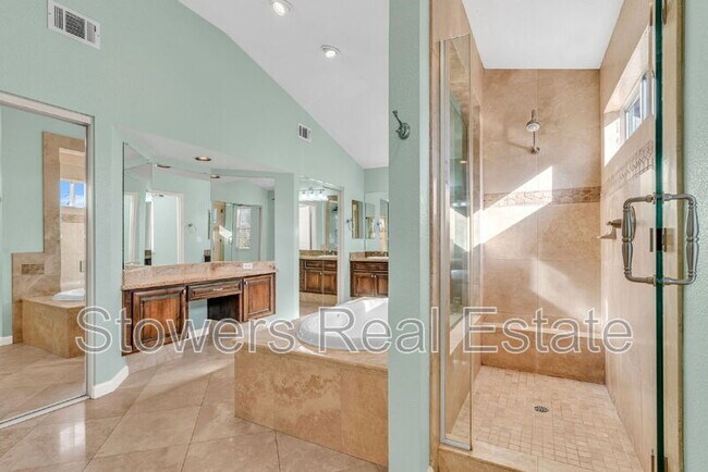 Building Photo - 117 Woodland Valley Dr