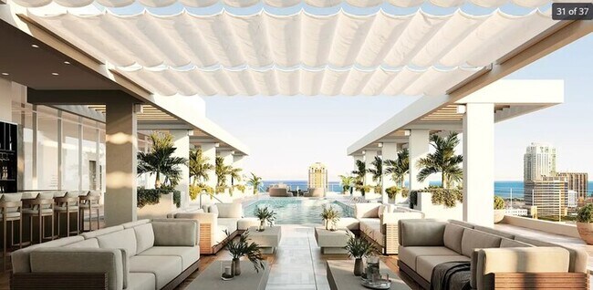 Building Photo - BEAUTIFUL Luxury Condo in Downtown St Pete...