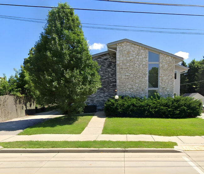 Building Photo - Maple Ave Apartments