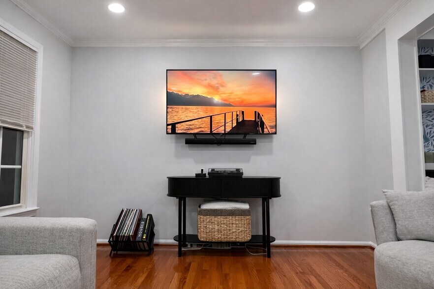 Living Room - 5706 Rocky Run Dr