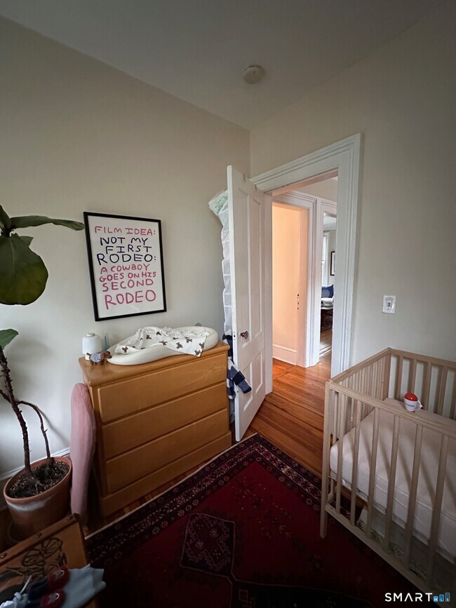 Building Photo - 84 Clark St