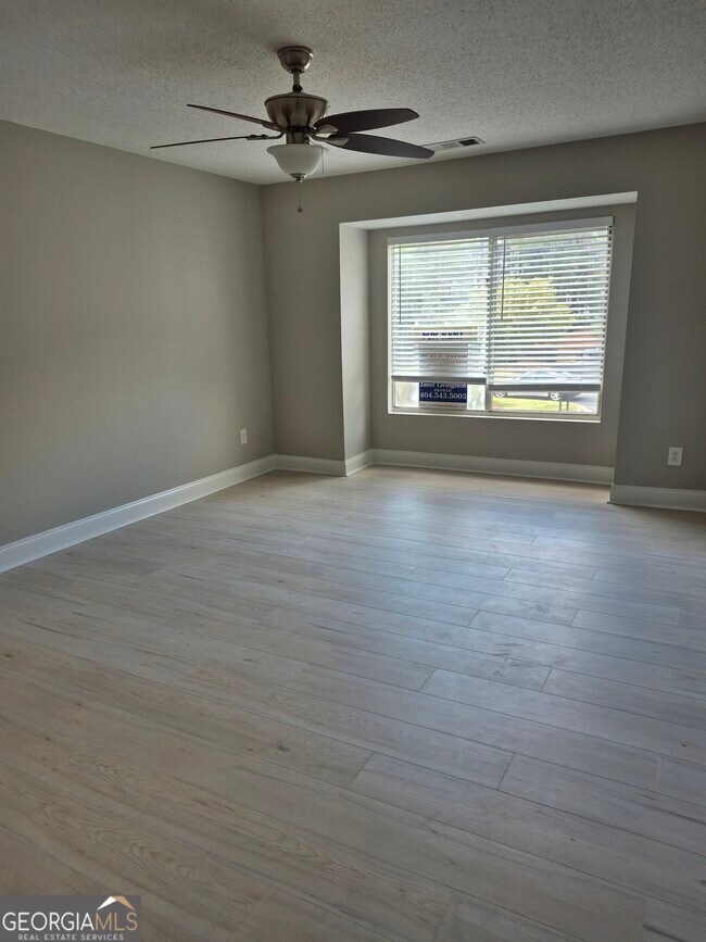 Building Photo - 62 Rumson Ct