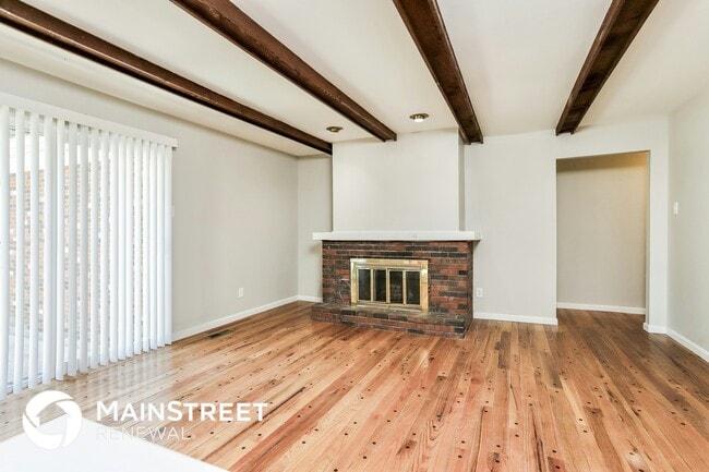 Building Photo - 14290 Mondoubleau Lane