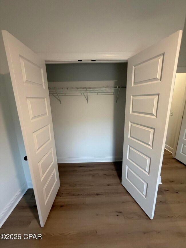 Building Photo - 1303 Louisiana Ave