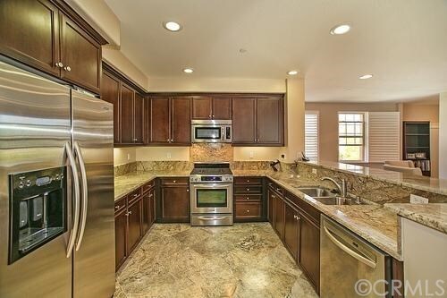 Building Photo - 128 Full Moon