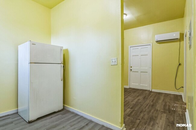 Building Photo - Charming 1BR Duplex in Fort Valley