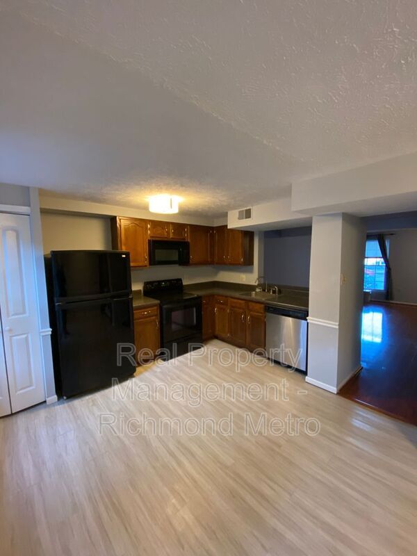 Building Photo - 1743 Robins Nest Ct