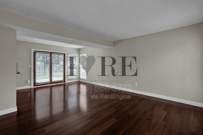 Building Photo - 5066 Ivywild Ave