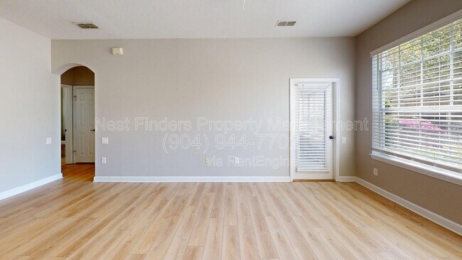 Building Photo - 7990 Baymeadows Rd E