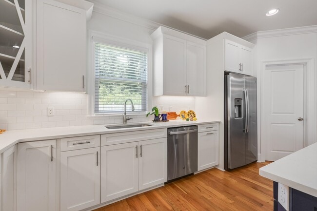 Building Photo - 3486 Coneflower Dr