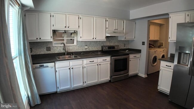 Building Photo - 20412 Bargene Way