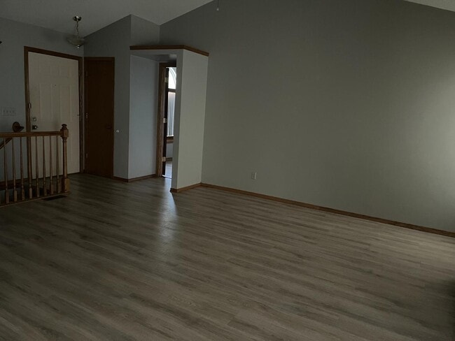 Building Photo - 1106 S Longford St