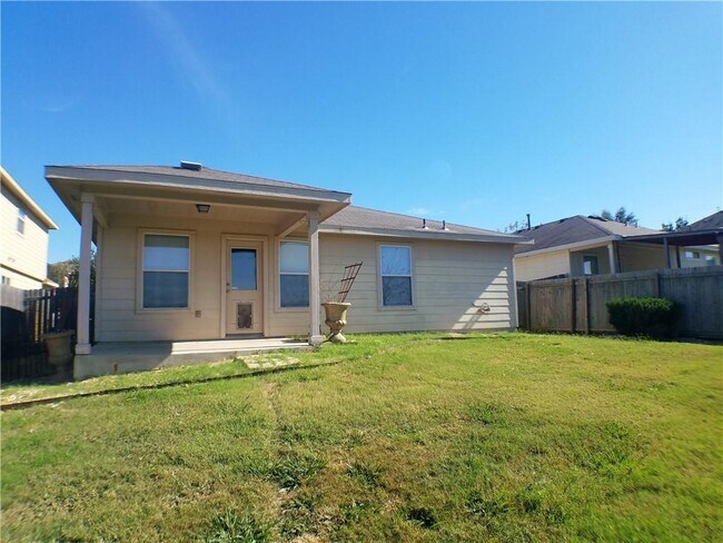 Building Photo - 2488 Green Meadows Ln