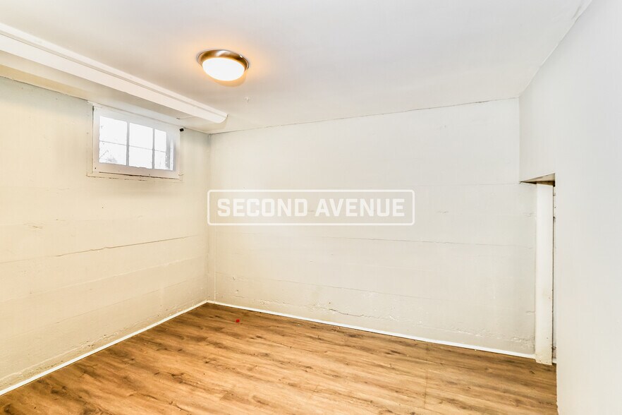 Building Photo - 1032 Sale Ave