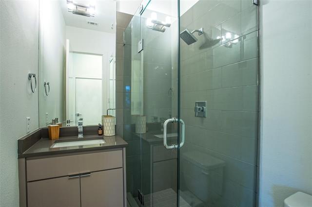 Building Photo - 3823 Greenville Ave