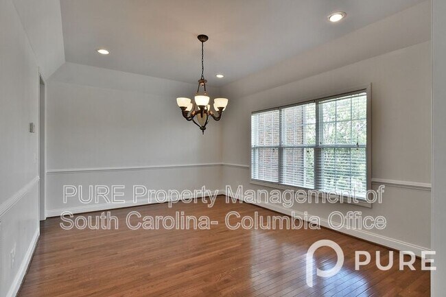 Building Photo - 4 Hunters Pond Dr