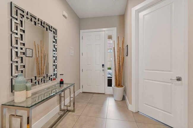 Building Photo - 2664 Sunrise Shores Dr
