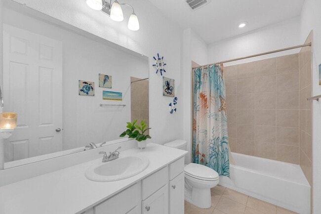 Building Photo - 20704 John Gill Dr