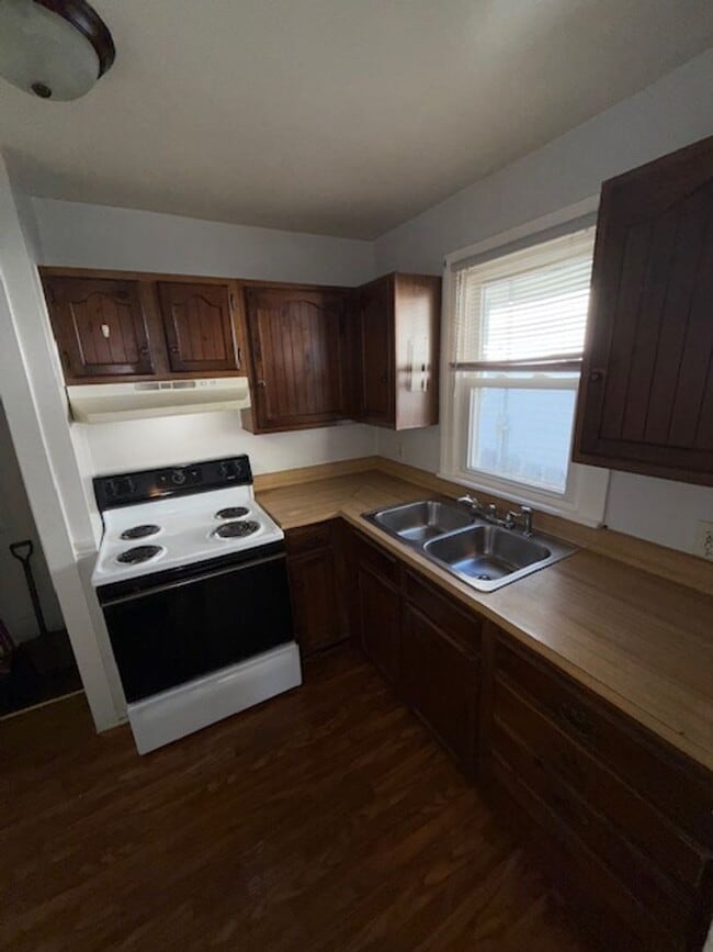 Building Photo - 817 Taylor Avenue, Evansville, IN 47713