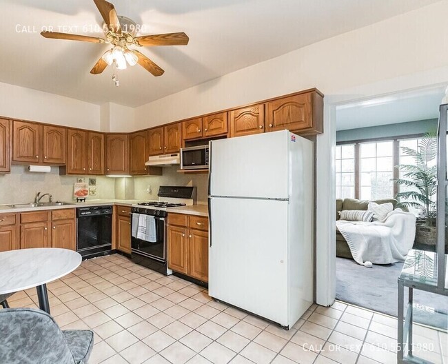 Building Photo - Charming 3-Bedroom Home for Rent in Darby,...