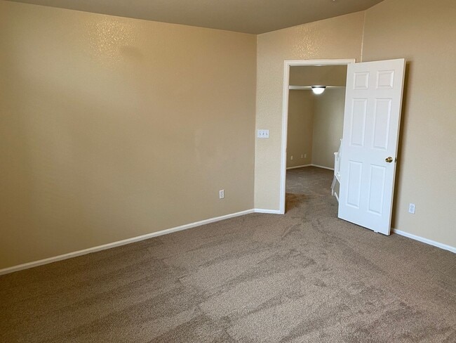 Building Photo - Wonderful Home in Parker