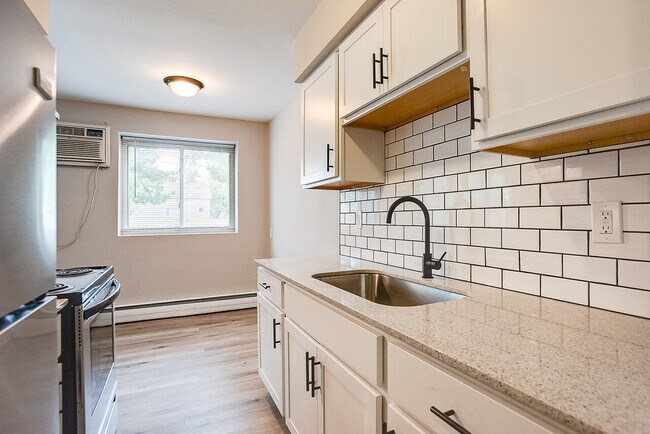 Building Photo - 3001 N 3rd