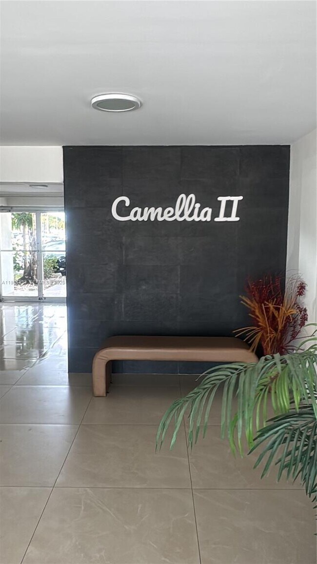 Building Photo - 1780 NE 191st St