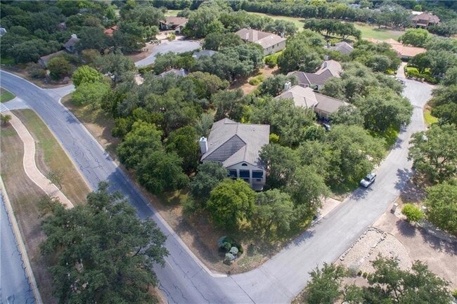 Building Photo - 1701 Idle Hour Cove
