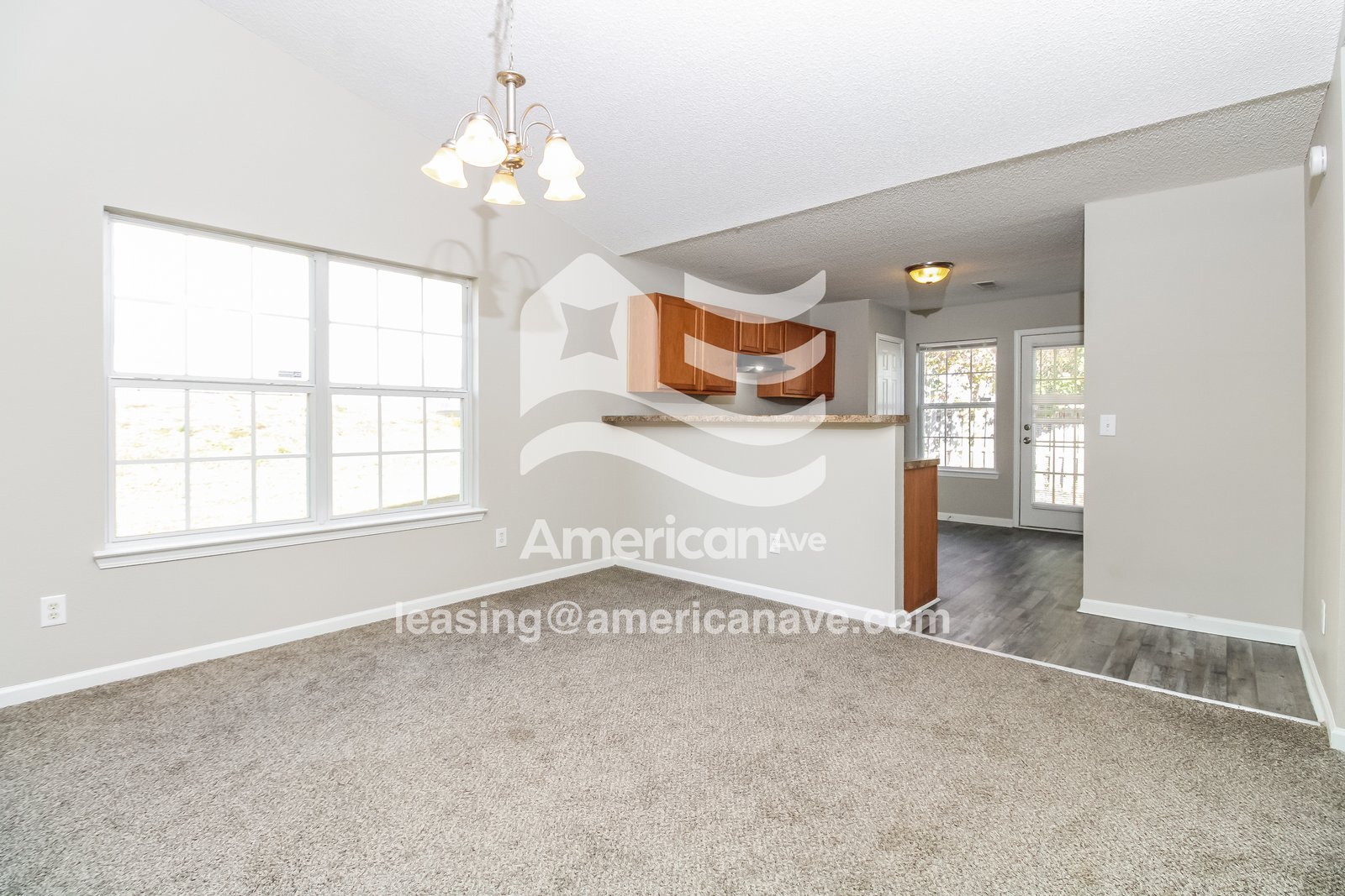 Building Photo - 406 Wincrest Ln