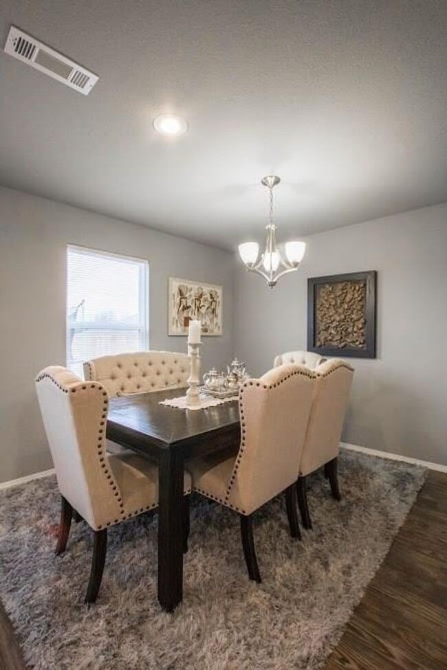 Building Photo - Wonderful and Spacious Rental Opportunity.