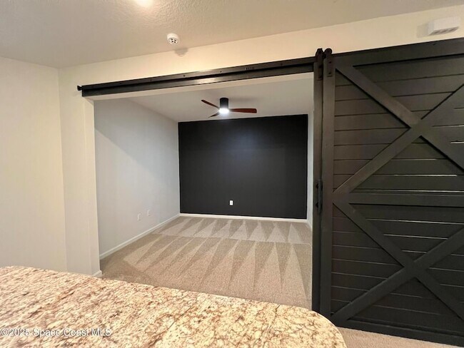 Building Photo - 620 Remington Green Dr SE